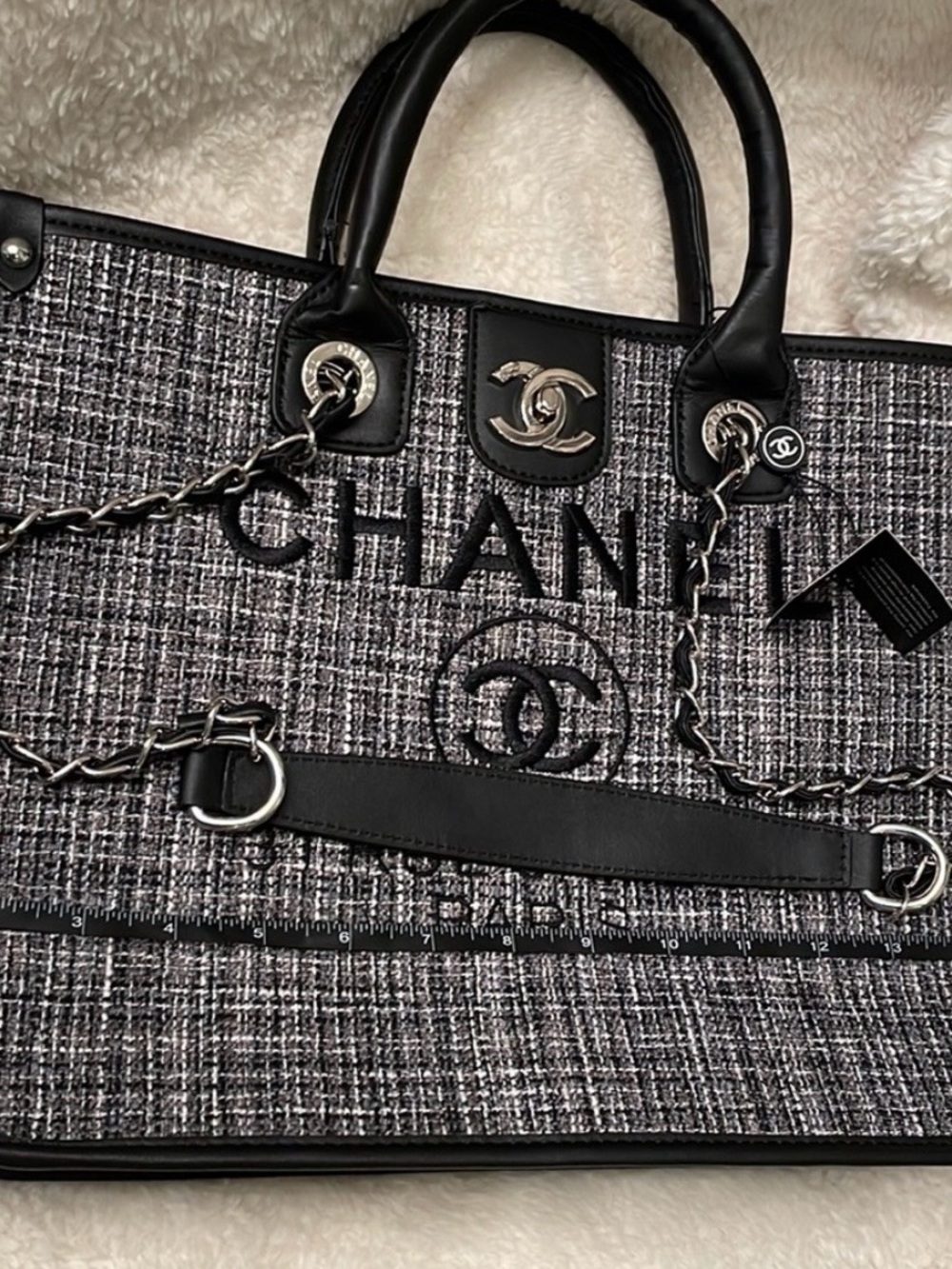 Luxury Tote Set - Picture 14 of 15